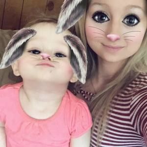 Meet your Posher, Monica